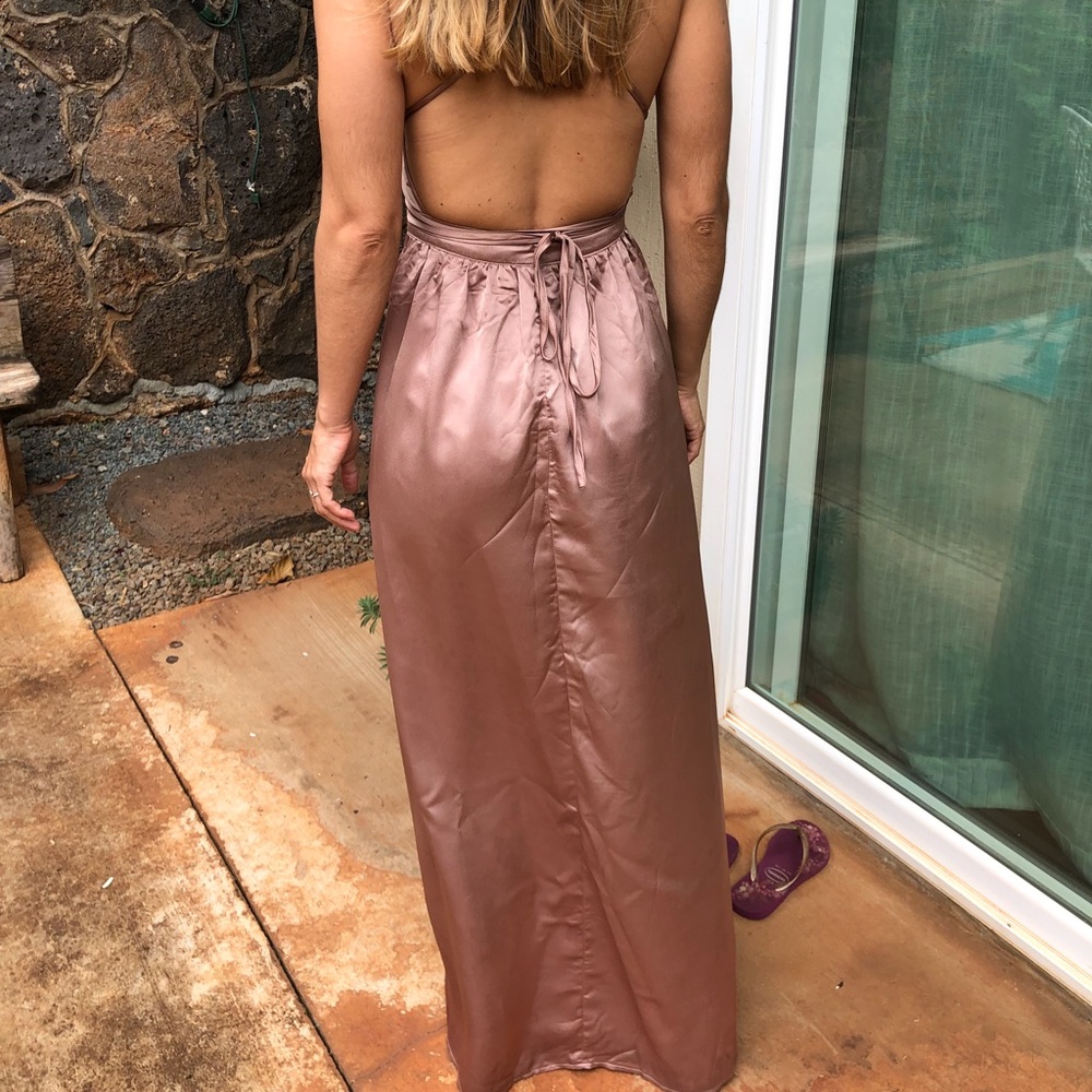 HELLO MOLLY super LOVELY dress!👸🏼✨ - Picture 3 of 5